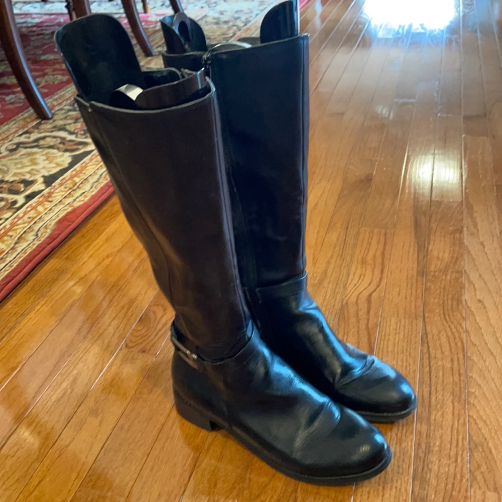 BLACK BOOTS. LIFE STRIDE SIZE 9